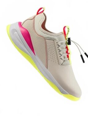 NEW CLOVE Limited Edition “Lemon Aid”
Size 7.5 women. #1 Rated Nursing Shoes!!